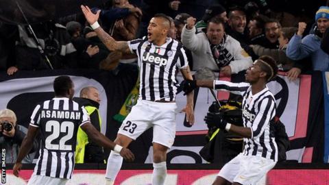 Arturo Vidal celebrates scoring Juventus' opener