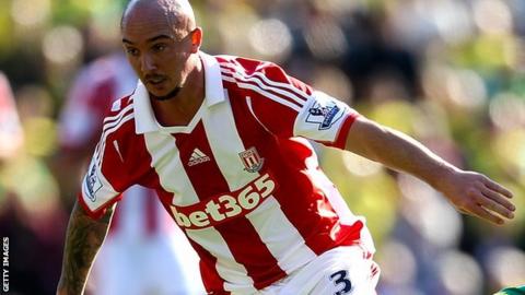 Stoke midfielder Stephen Ireland