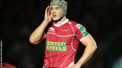Scarlets Jonathan Davies