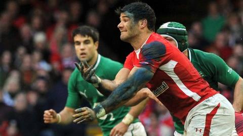 Mike Phillips with Conor Murray in the background