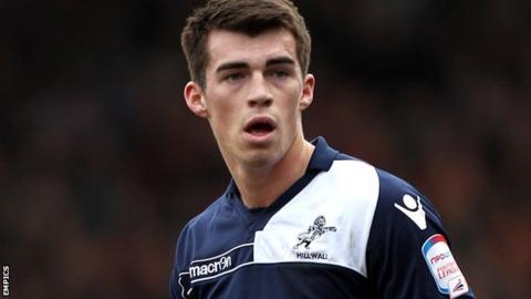 Cobblers loan Marquis