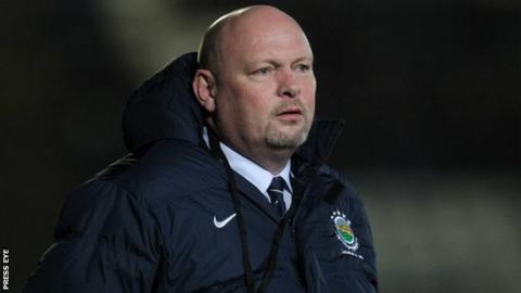 David Jeffrey to quit as Linfield manager at end of the season - BBC Sport