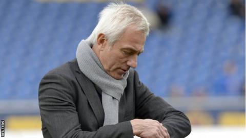 Hamburg sack Bert van Marwijk after seventh straight league loss - BBC