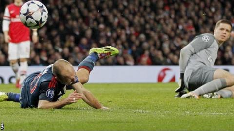 Arsenal Red Card Killed The Game Says Boss Arsene Wenger Bbc