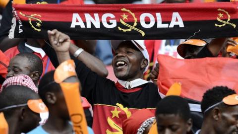 Angola football fans