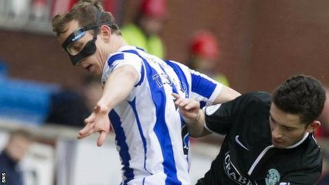 Jeroen Tesselaar (left) in action against Hibs