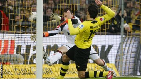 Borussia Dortmund's Mats Hummels
