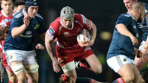 Wales centre Jonathan Davies