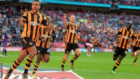 Tom Huddlestone celebrates Hull's third goal in their FA Cup semi-final win over Sheffield United