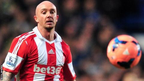 Stoke City midfielder Stephen Ireland