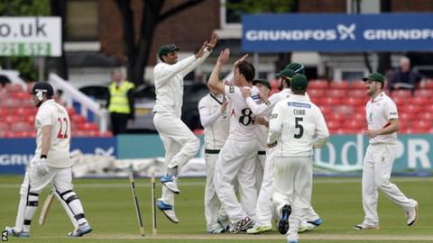 Leicestershire celebrate against Glamorgan