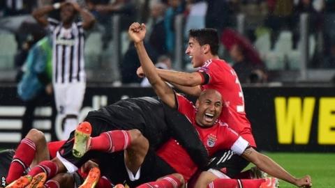 Benfica celebrate beating Juvetus