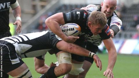 Lloyd Peers in action for the Ospreys