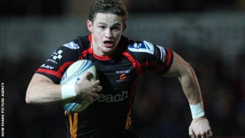 Hallam Amos in action for the Dragons