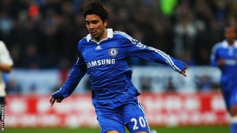 Former Chelsea midfielder Deco