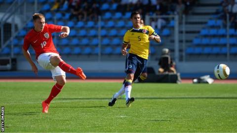 Cauley Woodrow scores for England's Under-20s against Colombia at the Toulon Tournament