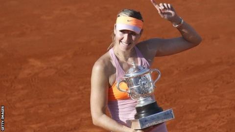 Maria Sharapova celebrates French Open victory