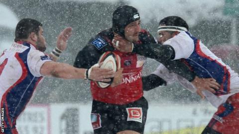 Scott Newlands in action for Oyonnax