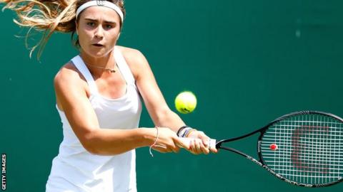 Gabi Taylor in qualifying action in Roehampton