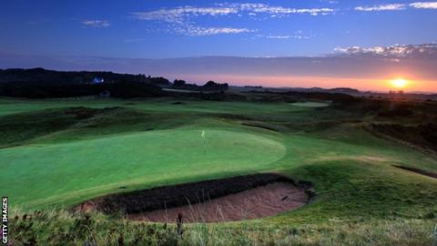 The flag of the eighth hole at Troon