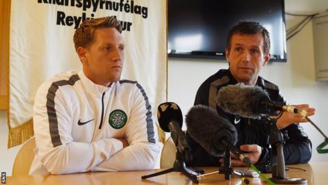 Celtic midfielder Kris Commons and manager Ronny Deila