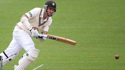 Surrey batsman Graeme Smith