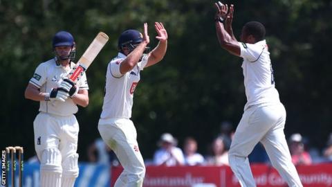Chris Jordan dismisses William Porterfield