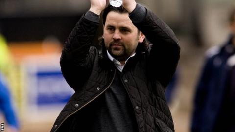 Dundee manager Paul Hartley