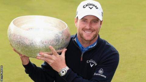 Marc Warren with the Made in Denmark trophy