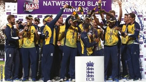 Birmingham Bears celebrate