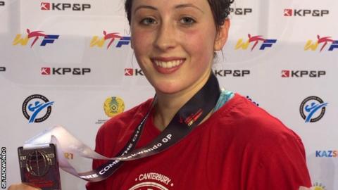 Jade Jones with her silver medal