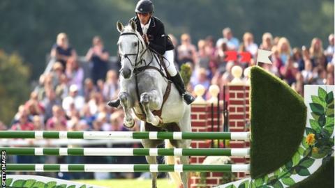 Andrew Nicholson on Avebury