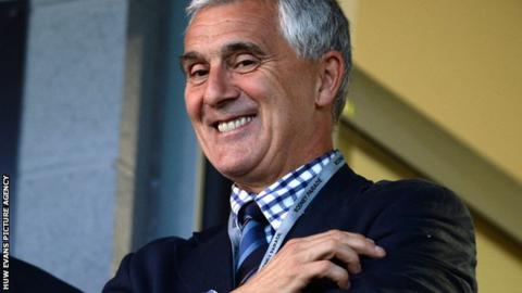 Gareth Davies would have to leave his role with the Dragons if he became WRU chairman