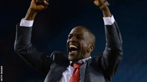 Chris Powell, Huddersfield manager