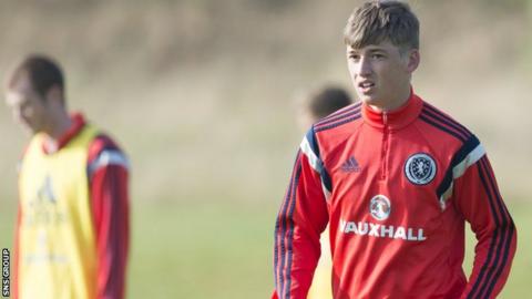 Ryan Gauld in training with Scotland