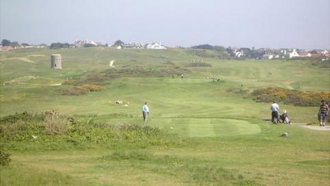 Golfers at L'Ancresse
