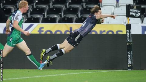 Jeff Hassler scores the Ospreys first try against Connacht