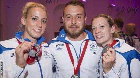 Lynsey Sharp, Mark Dry and Lynsey Sharp with their Commonwealth Games medals