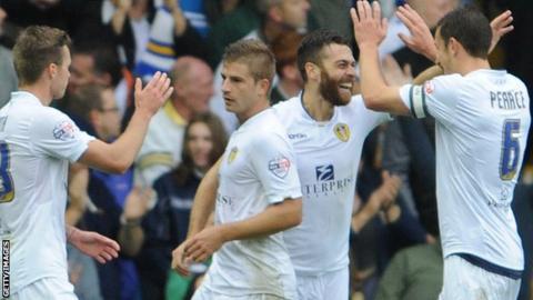 Mirco Antenucci scores
