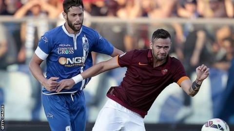 Leandro Castan (r) against Empoli