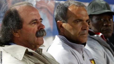 Artur Jorge (left)