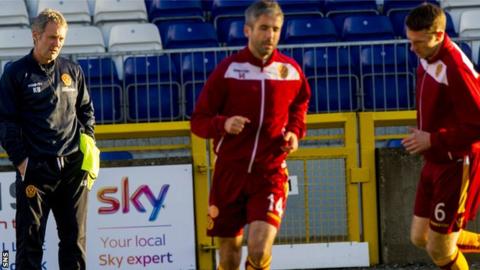 Kenny Black oversees Motherwell training