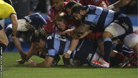 Josh Navidi
