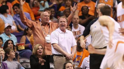 Robert Sarver shows his enthusiasm during a Phoenix Suns basketball game