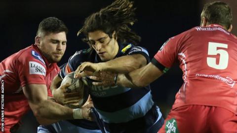 Josh Navidi