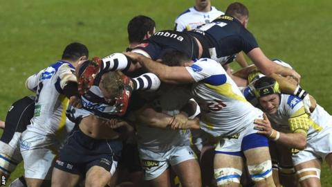 Sale lock Jonathan Mills rides his luck and a maul on Saturday