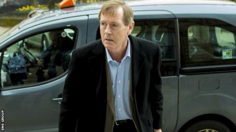Dave King wants to sit on the board at Ibrox again