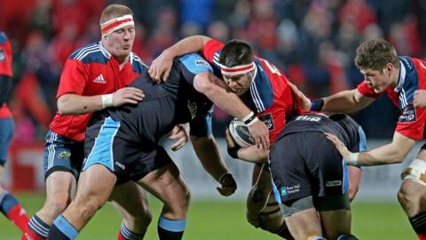 Billy Holland takes on Rossouw de Klerk during the Pro12 clash