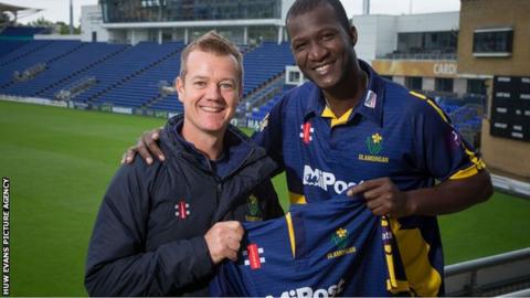 Toby Radford and Darren Sammy