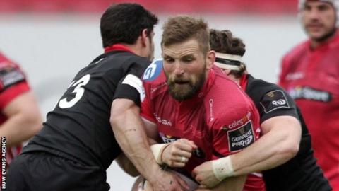 John Barclay takes on Edinburgh